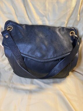 Classic Fossil Black Leather Shoulder Bag